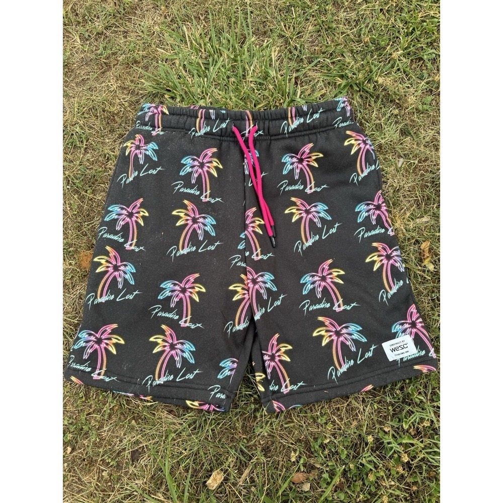 Wesc mens Black tropical multi color palm trees‎ fleece sweat shorts size Small